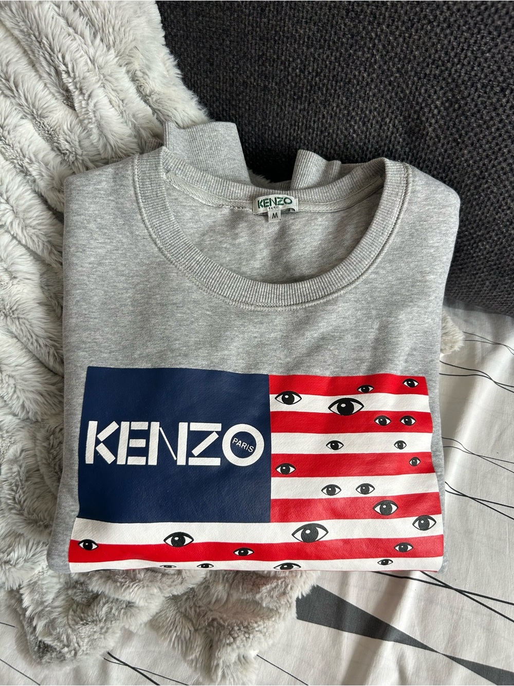 Kenzo Collectable Rare Graphic Flag Sweatshirt Woman’s